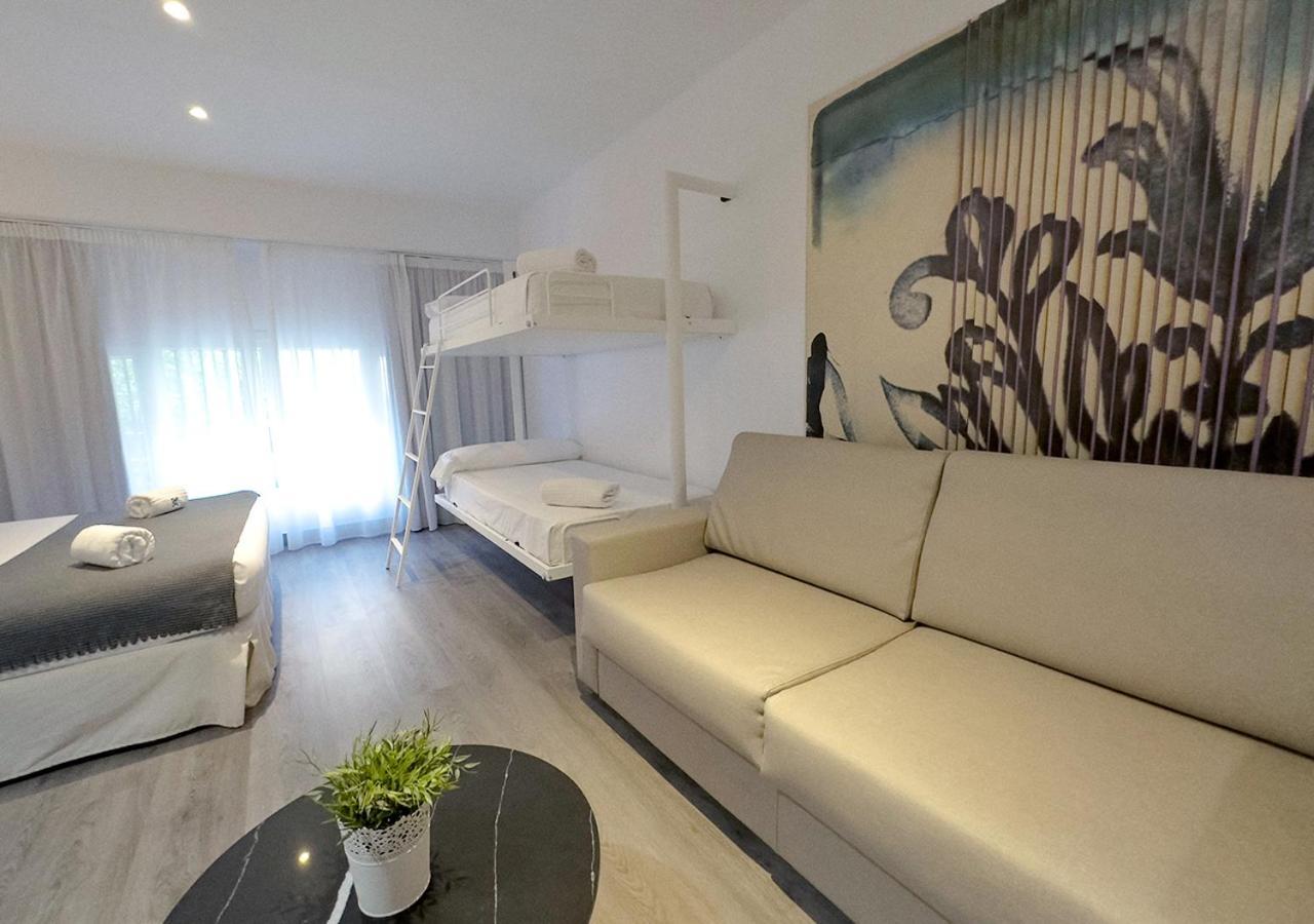 Isa Sevilla Suites Exterior photo