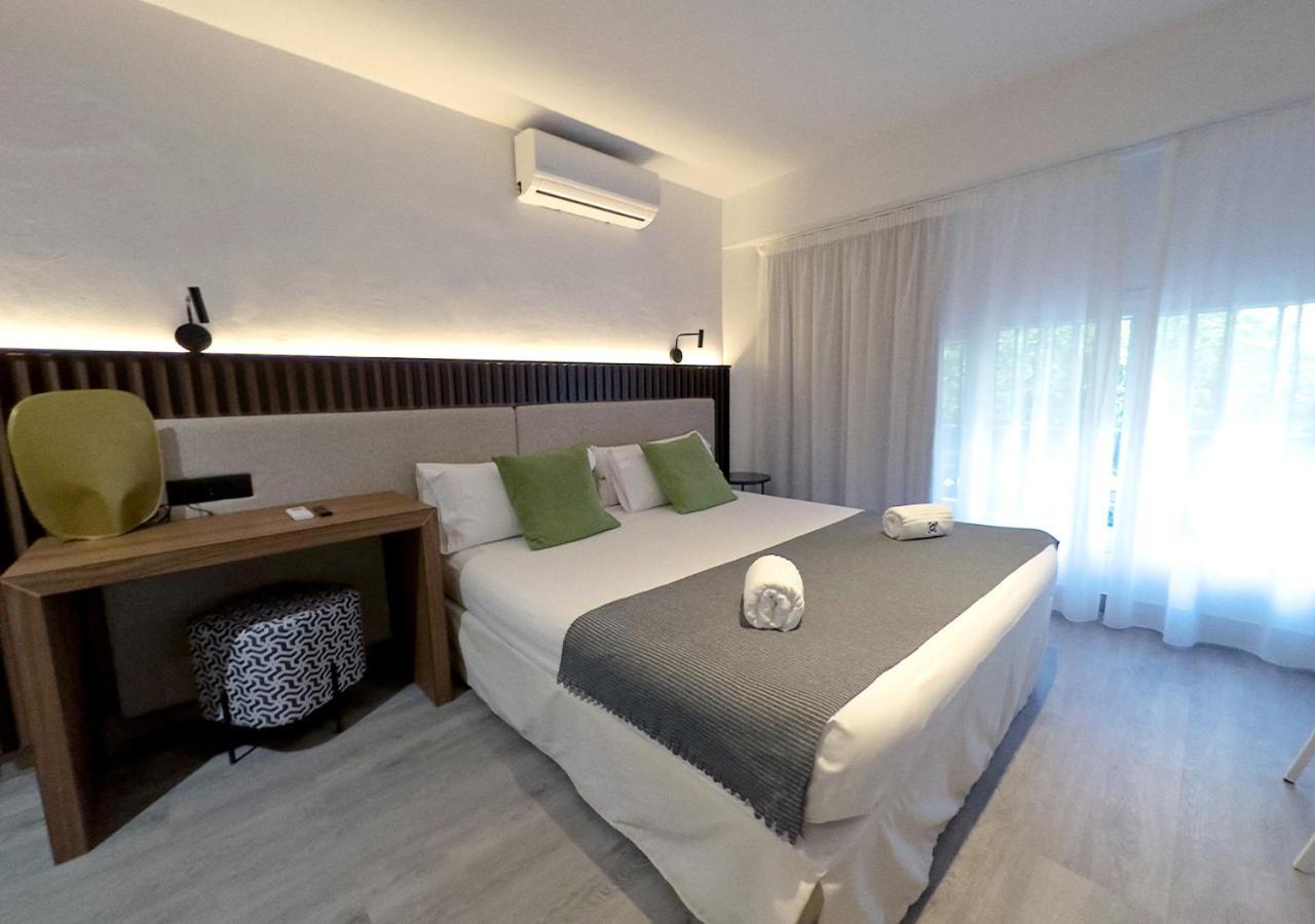 Isa Sevilla Suites Exterior photo